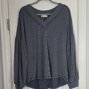 NWT New In Oversized Small Denim Navy B Striped V-Neck Top